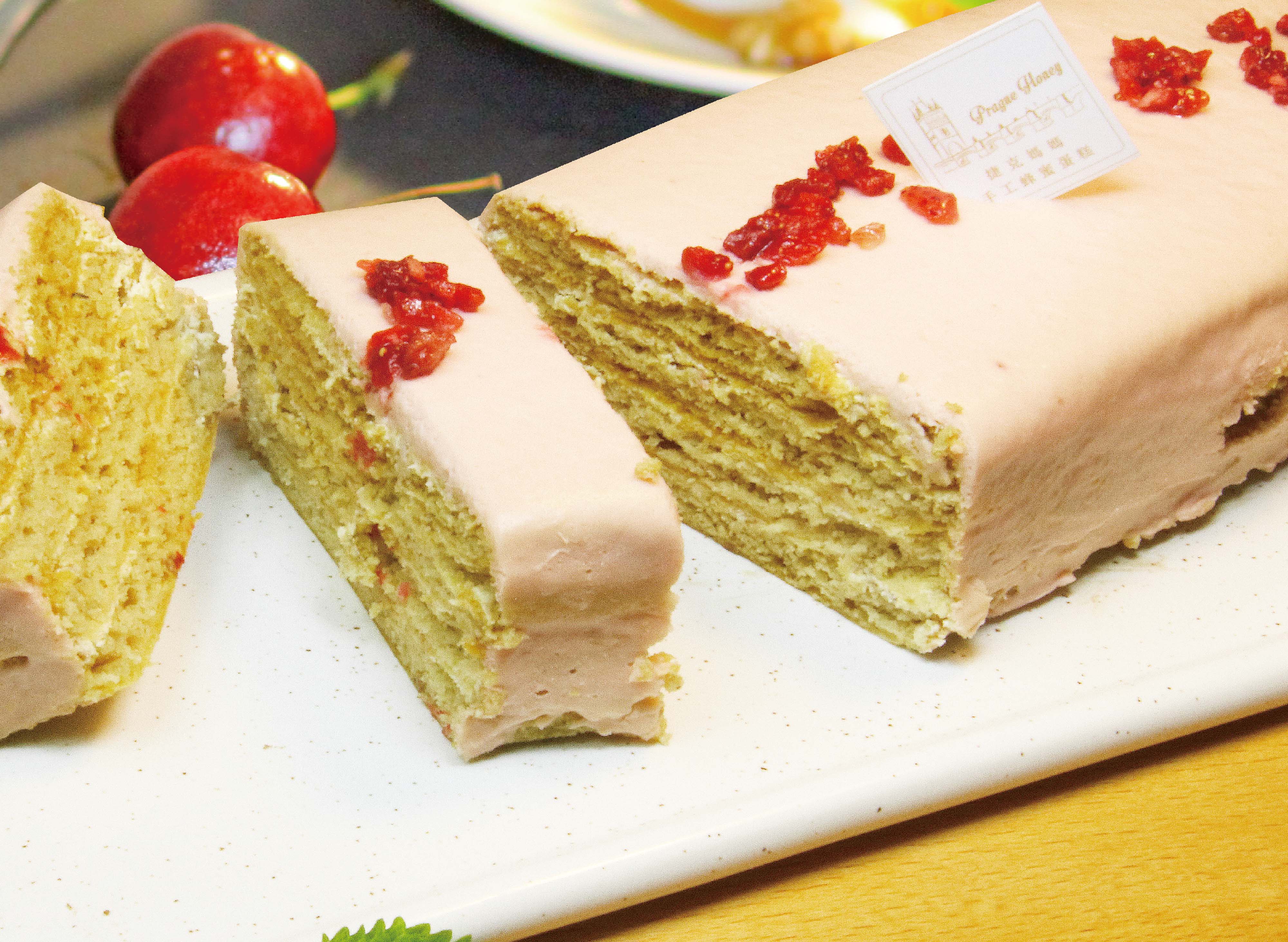 【布拉格的調色盤】經典草莓蜂蜜千層蛋糕