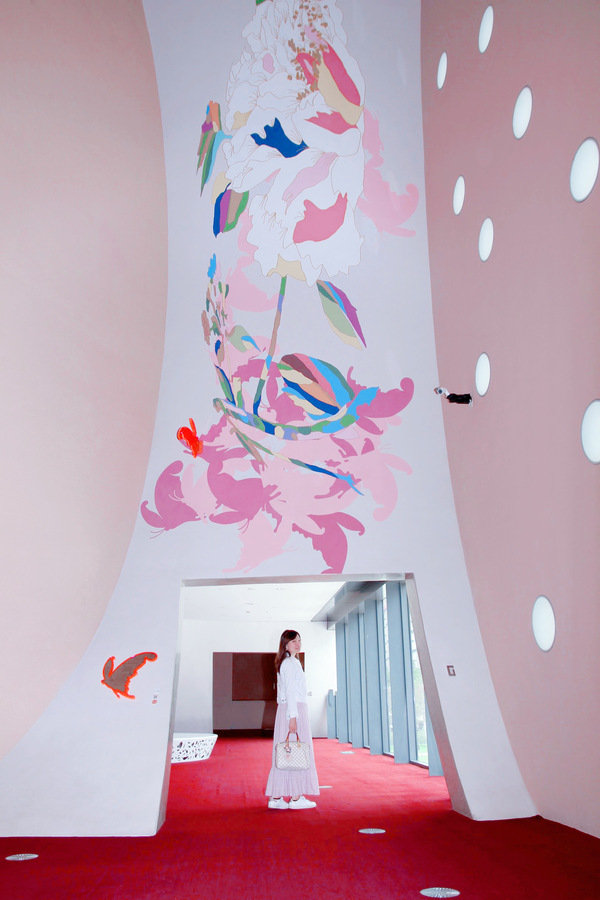 『台灣輕旅拍，外拍推薦』輕鬆自在走遍台中市七期國家歌劇院、堁夏咖啡 Café Crotchet、蔦屋書店 台中市政店、草悟廣場、道和六藝文化館刑務所演武場捕捉網美一日景點，透過鏡頭紀錄每一刻回憶-Snaping 攝影服務直擊分享