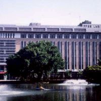 中興- let's go to library