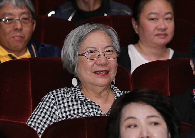 資深音樂人陶曉清特別前來欣賞鄭怡的演出。記者許正宏／攝影