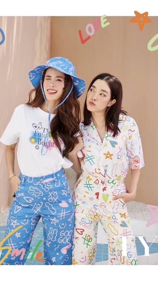 เสื้อผ้าราคาส่ง