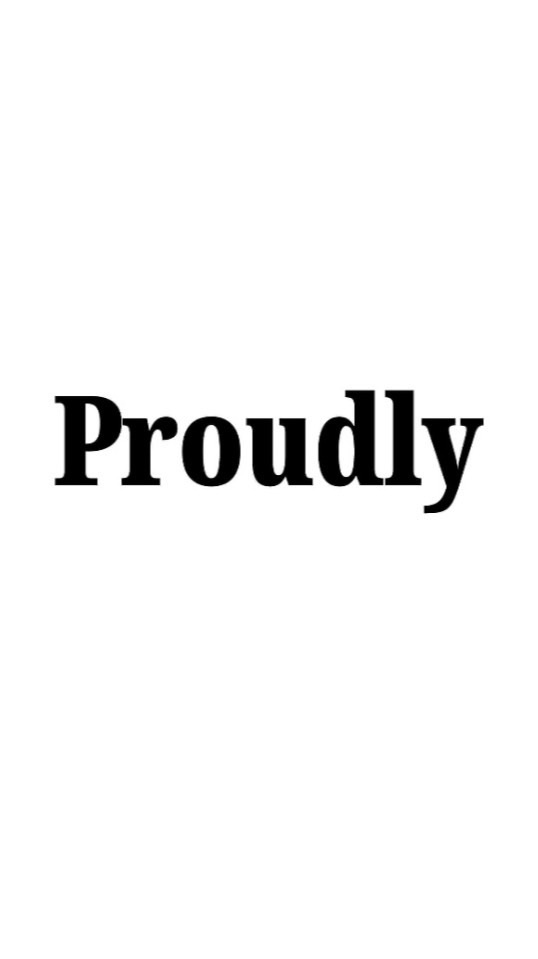 เสื้อผ้า แบรนด์proudly