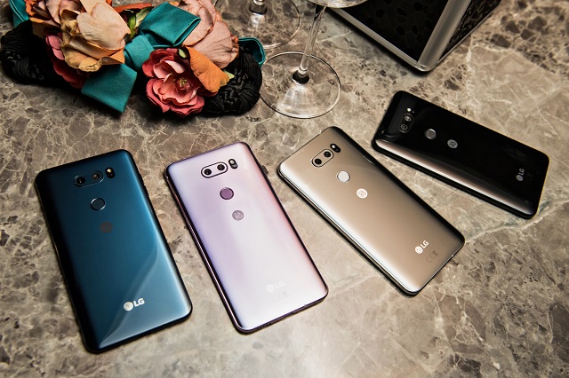 LG V30+ 簡單動手玩：6 吋全螢幕、雙鏡頭影音旗艦機，消費者先體驗再開賣