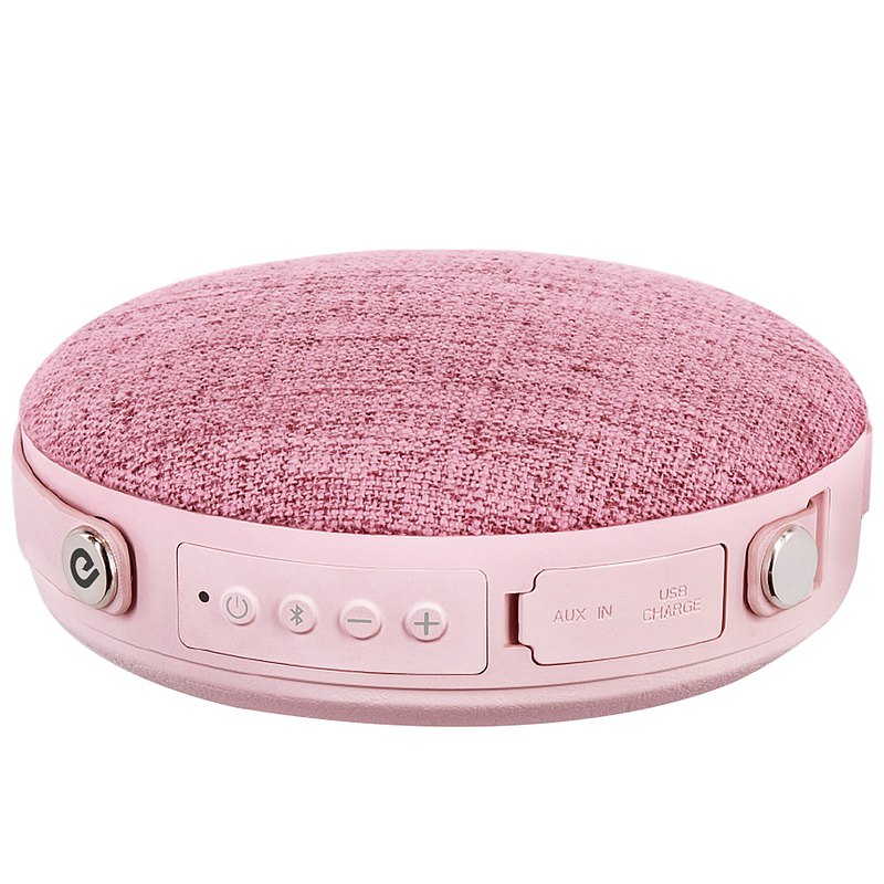 ROUNDO無線喇叭擁有醉人的音色，讓妳沉醉其360° 浪漫節奏中。 加上IPX7高度防水評級，配上質感布料，時尚簡約，可作家居裝飾。