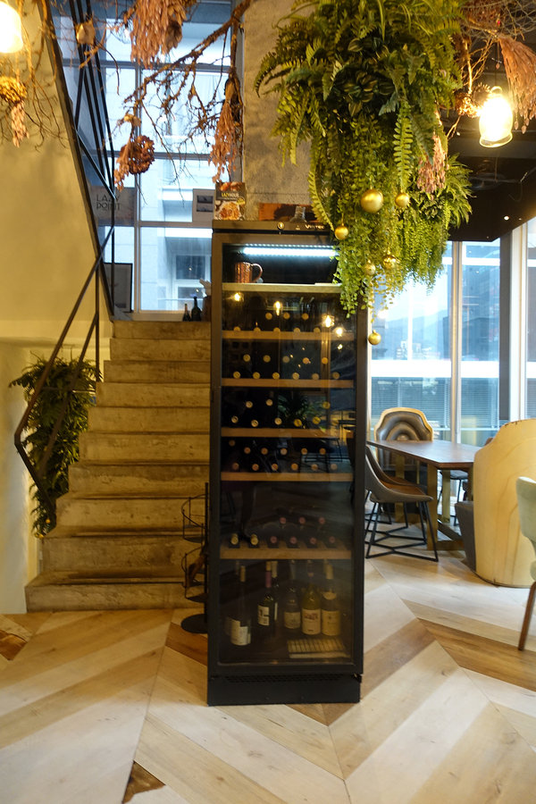 內湖浪漫餐廳-Lazy Point餐酒館，有午餐、下午茶、晚餐的內湖餐酒館，露天酒吧內湖調酒，文湖線約會餐廳，活動包場、會議空間租借的內湖咖啡廳