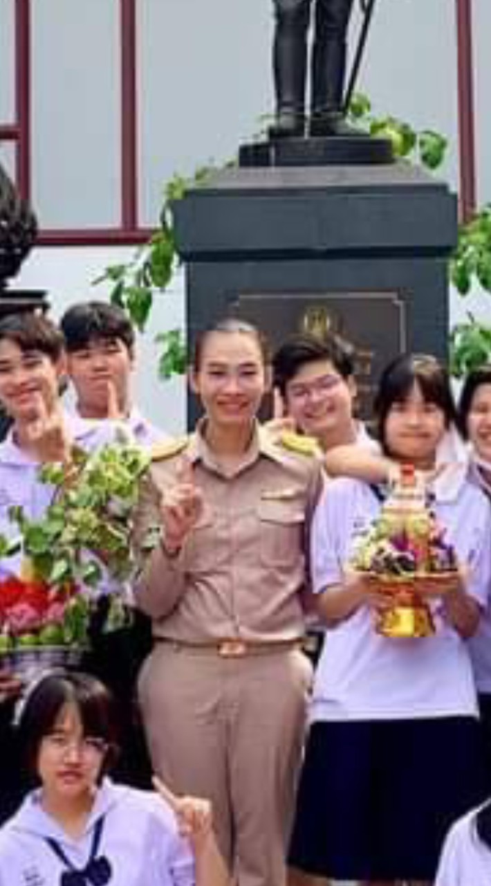 หนุ่มกะทิงเเดง