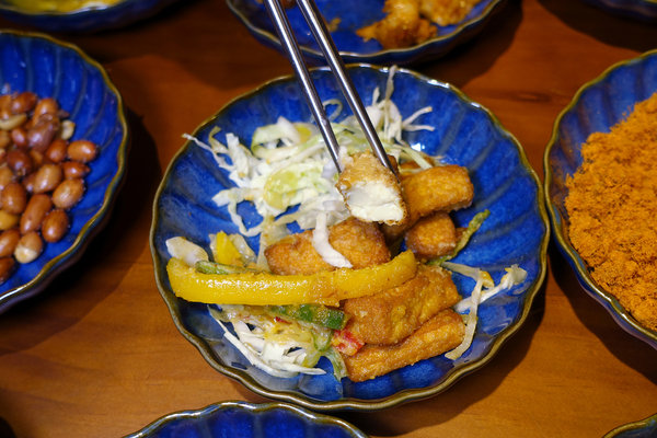 不糾結清粥小菜，台北ATT 4 FUN清粥小菜，正餐宵夜都有賣(含不糾結清粥小菜訂位、價位、包廂資訊)