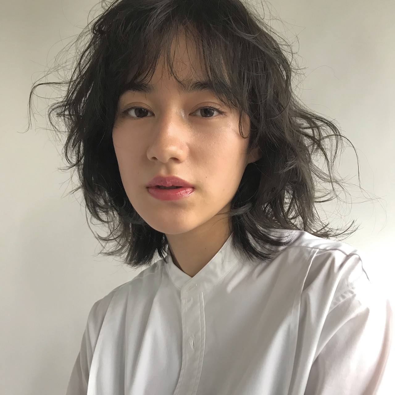 黒髪 ウルフでエッジを効かせる