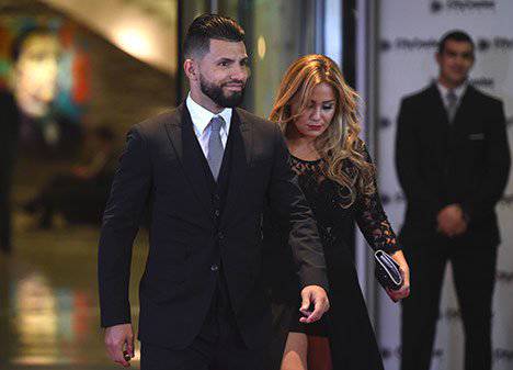 Karpet Merah dan Mewahnya Pernikahan Messi - Antonella