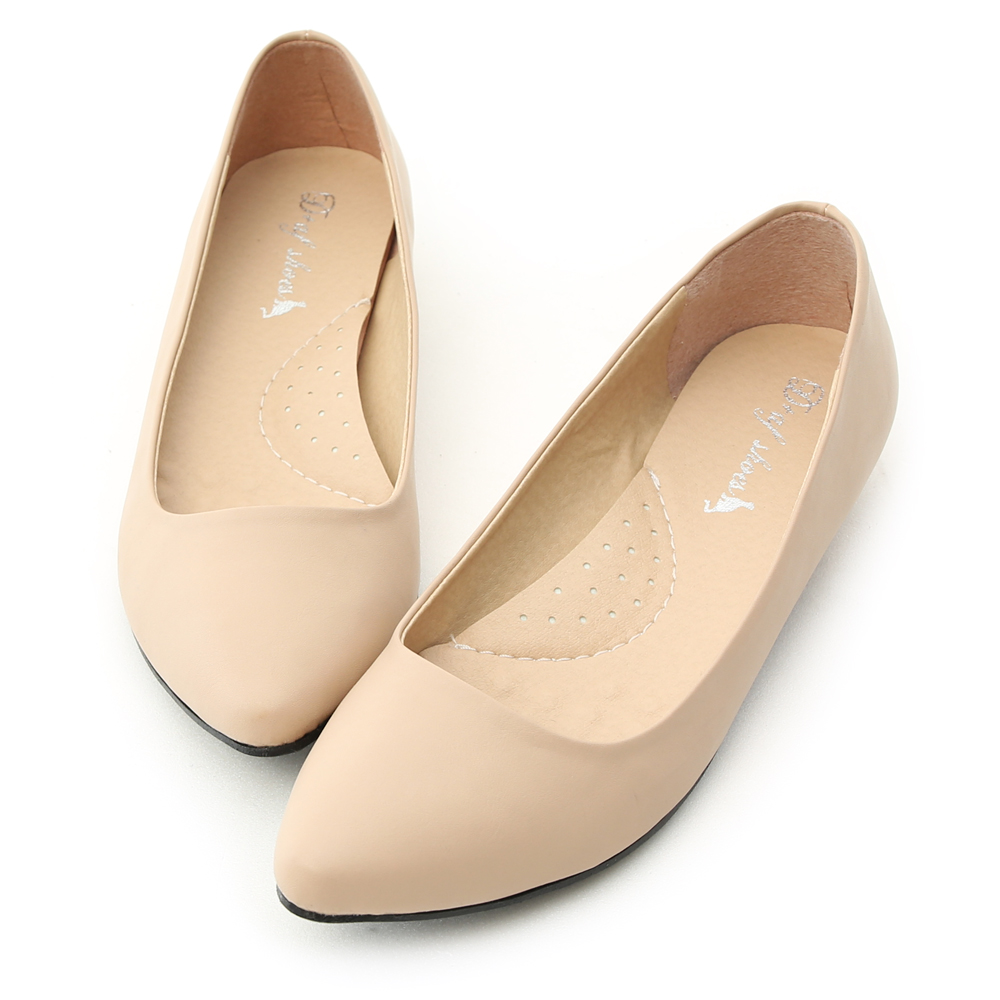 MIT台灣製造OL上班鞋系列新登場! 特別為台灣女性普遍偏寬的腳型打造 腳掌的地方有特別加寬~完美包覆腳板 墊腳下貼心的多加一層超柔軟的鞋墊 5mm厚度的超厚按摩鞋墊穿起來好舒服 有效減緩久站壓力，維