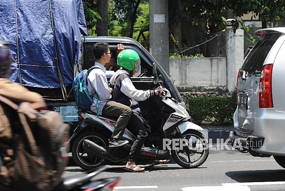 Surat Mohon Maaf dan Uang Konsumen yang Dikembalikan Ojol