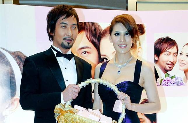 小禎簽字離了李進良12年婚 她曝前世苦戀糾葛