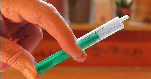 就是要讓她懷孕！渣男想復合　「針筒注射精液」性侵