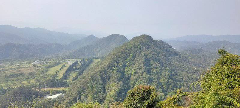 21 008 關西郊山縱走系列一高甫山 彩和山 油井窩山 石牛山連稜縱走 健行筆記 Line Today