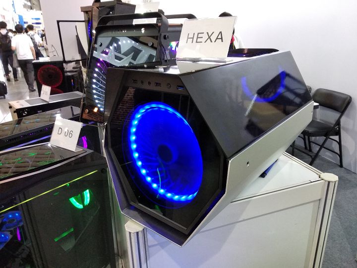 Computex 不能沒有 RGB！從鍵盤、機殼、主機板到風扇都要閃亮，一次看完展場中炫麗的「光害」產品