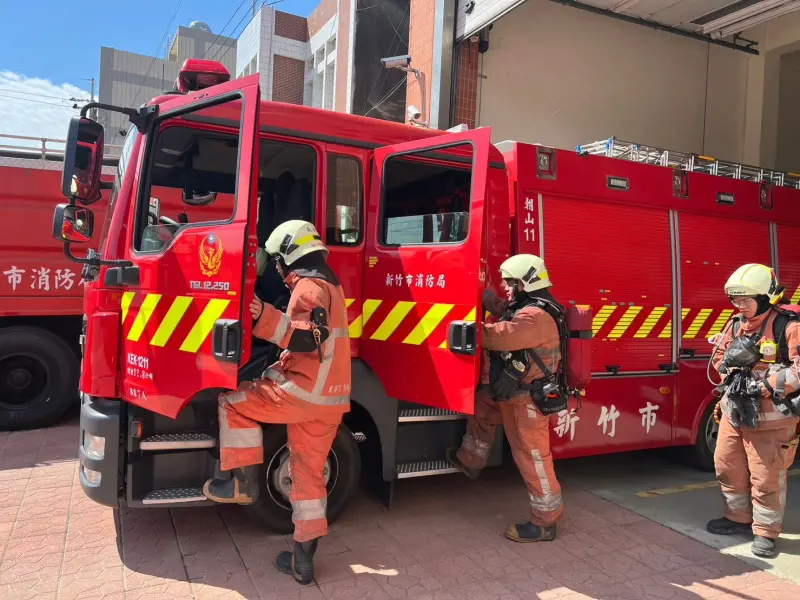 竹市消防局最新的單艙雙排消防車