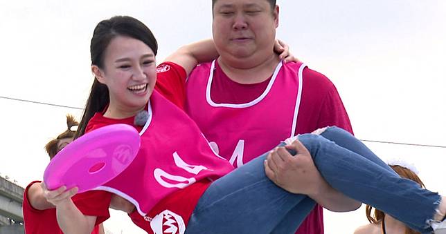 哈孝遠太拼命　老婆瑄瑄受不了「剖腹傷口快裂開」