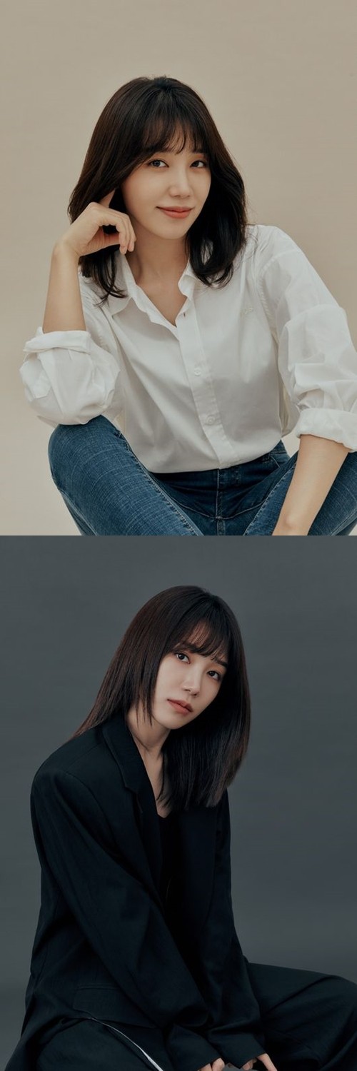 Apink チョンウンジ ウンジ 정은지 直筆サイン GRdM92CbMAAbFGu.jpg