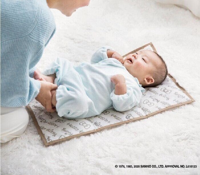 ふかふかおむつ替えマット 抽選で3000名様プレゼント