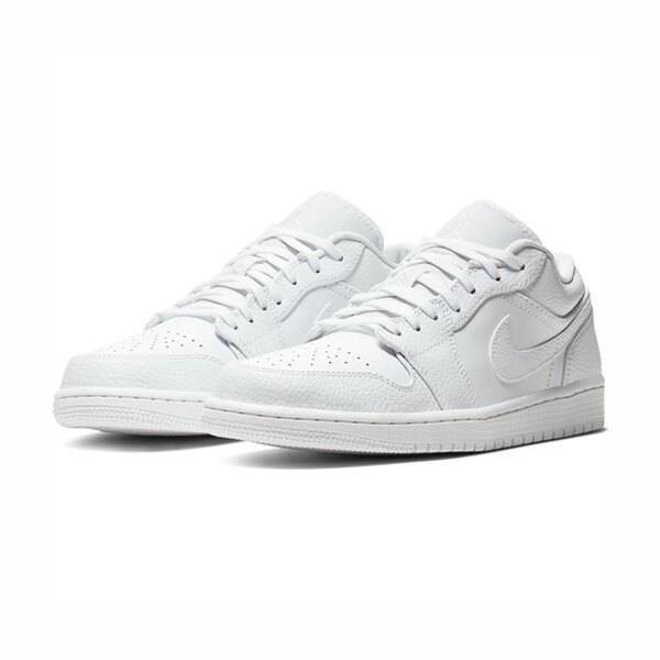 553558-130 Air Jordan 1 Low 運動鞋從 1985 年面世的元年款汲取設計靈感，採用簡潔大方的經典外觀，熟悉中帶一抹新穎。 經典設計百搭不過時，專為休閒日常活動匠心打造。