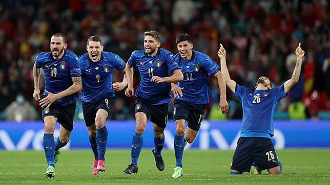 Adu penalti italia vs inggris euro 2012