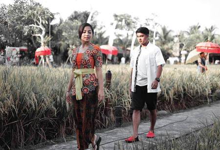 Foto-Foto Nikita Willy Berbaju Merah, Cantik Bak Seorang Lady