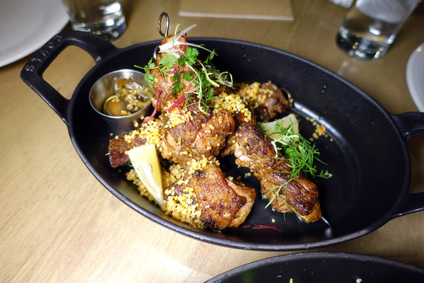 內湖浪漫餐廳-Lazy Point餐酒館，有午餐、下午茶、晚餐的內湖餐酒館，露天酒吧內湖調酒，文湖線約會餐廳，活動包場、會議空間租借的內湖咖啡廳