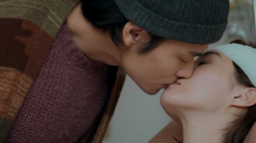 夏騰宏《鏡子森林》大享豔福 親到她讚：「這世界太美好！」