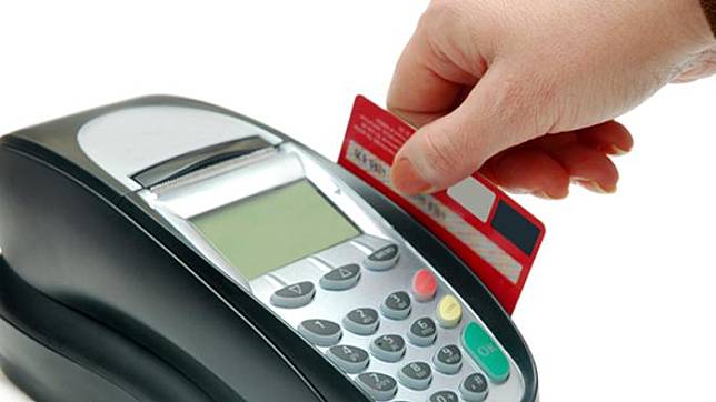 Inilah Bahaya Gestun Kartu Kredit yang Dilarang oleh Bank Indonesia