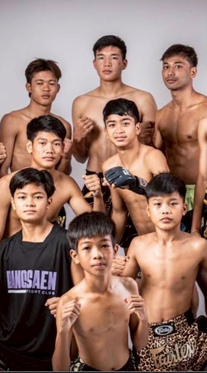 ด้อมคนรักบางแสนไฟท์คลับ🥊💢