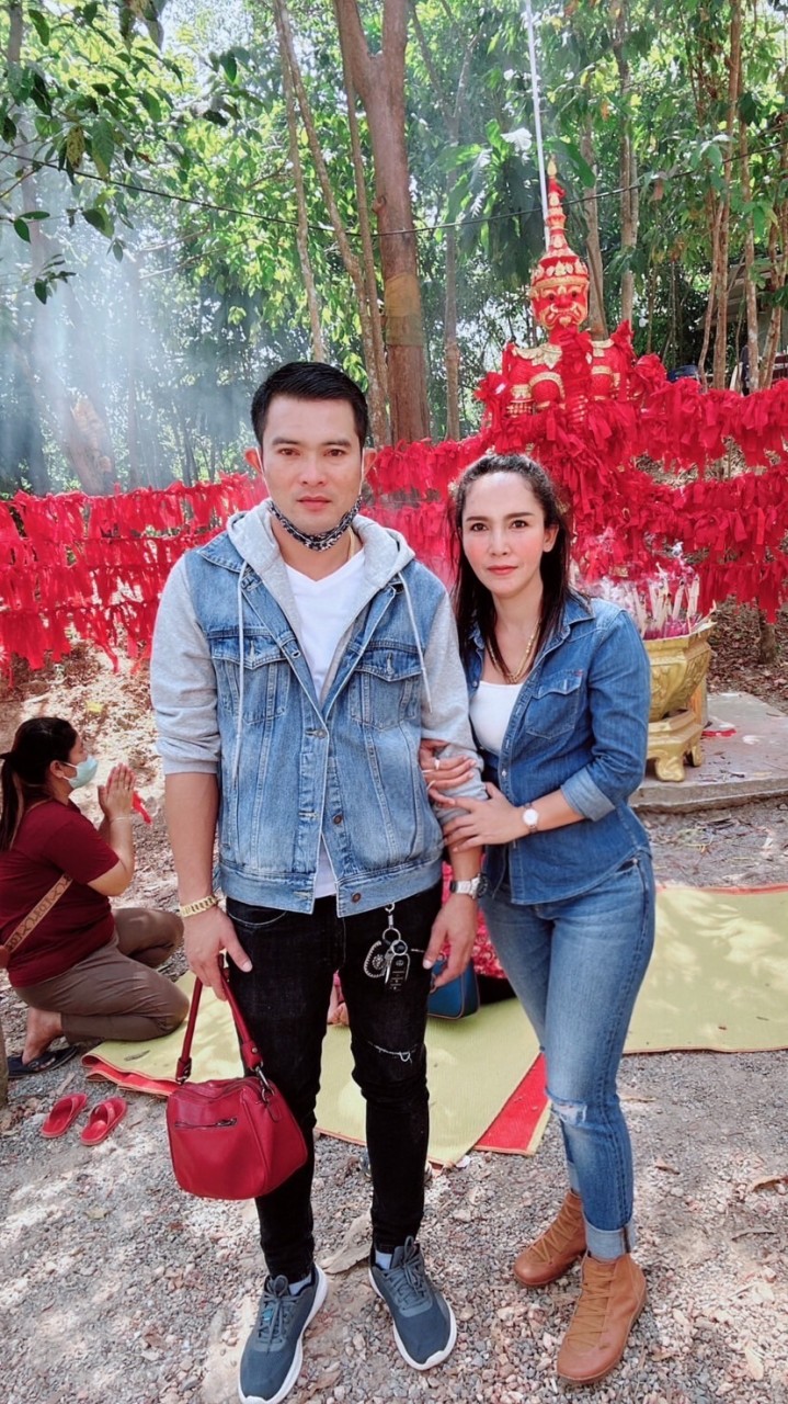 แจ้งราคาแผงทุเรียนเจ๊ตั๊ก-นายหัวเดี่ยว