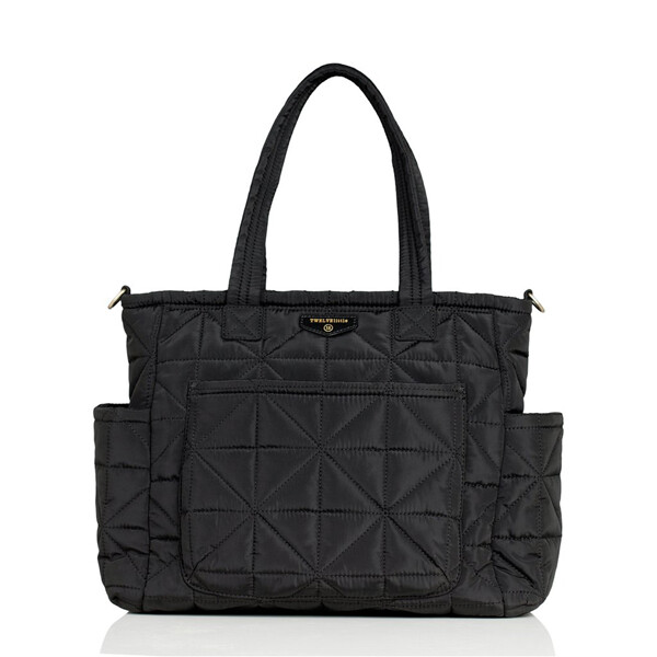 -輕量化設計 -寬50cmX高33cmX厚度15cm(加提把高度約58cm) -防潑水塗層材質 -不含PVC,BPA與其它有毒或學物質 -多內袋,物品輕鬆放 -寬敞內部空間 -附品牌圖案墊