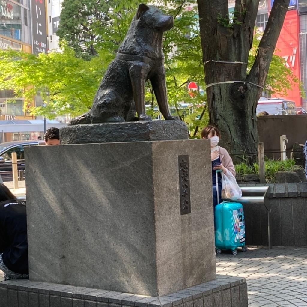 yuchan64さんが投稿した道玄坂銅像のお店忠犬ハチ公像/チュウケンハチコウゾウの写真