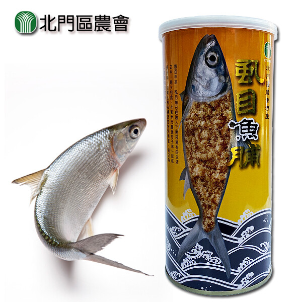 北門區農會 虱目魚脯-300g/罐 送禮有創意 受禮好滿意 送的體面 吃的安心 數百年來，虱目魚已經融入了南部農漁村的生活之中，朝夕相處，伴著世代農漁村子弟一起成長流傳，培育出相依相持的特別感情，稱之