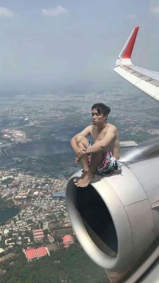 กลุ่มคนอกหัก
