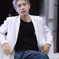 ไบร์ท นรภัทร