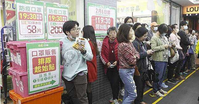 南韓確診男出門排隊買口罩　還接受記者採訪：我有新冠肺炎