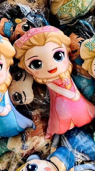 บ้านตุ๊กตาดาราการ์ตูน