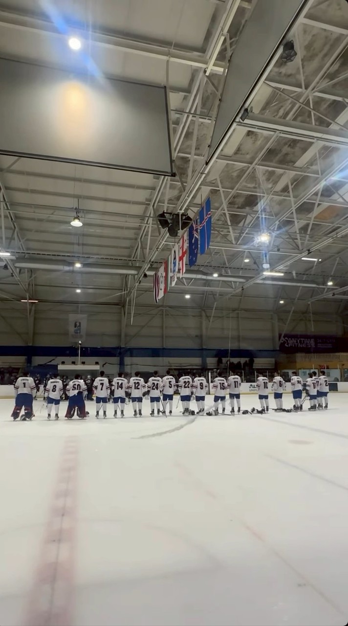 ice hockey 🏒⛸️
