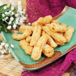 ◎甜不辣條300±10%(半斤)|◎|◎品牌:熊媽媽買菜網種類:人氣小吃風味:台式口味:不辣主要食材:多重組合葷/素:葷保存方式:冷凍-18℃以下份數/規格:依產品標示產地:台灣保存期限:依產品標示食