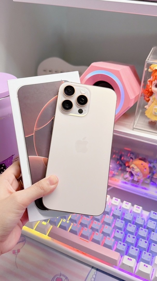 Mia phone 🍒
