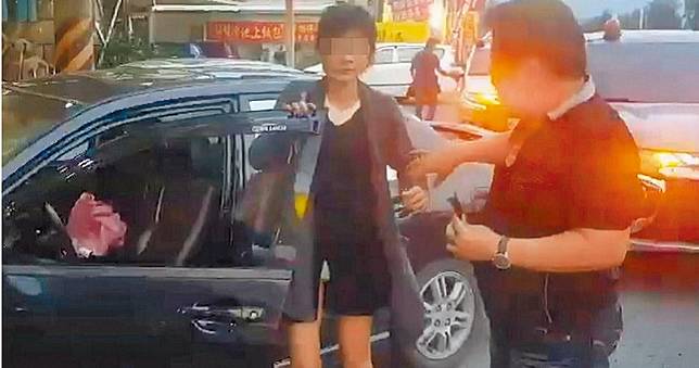 運動到一半！台南女感覺「前男友很不硬」偷偷來　怒持刀捅死人