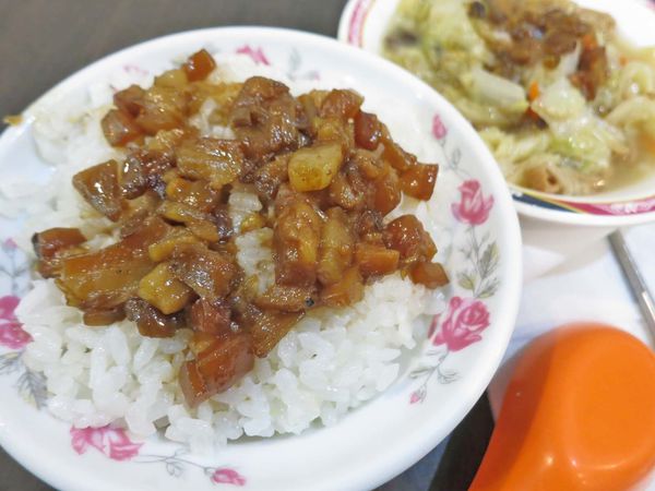 【台北美食】阿義魯肉飯-超過50年的魯肉飯老店