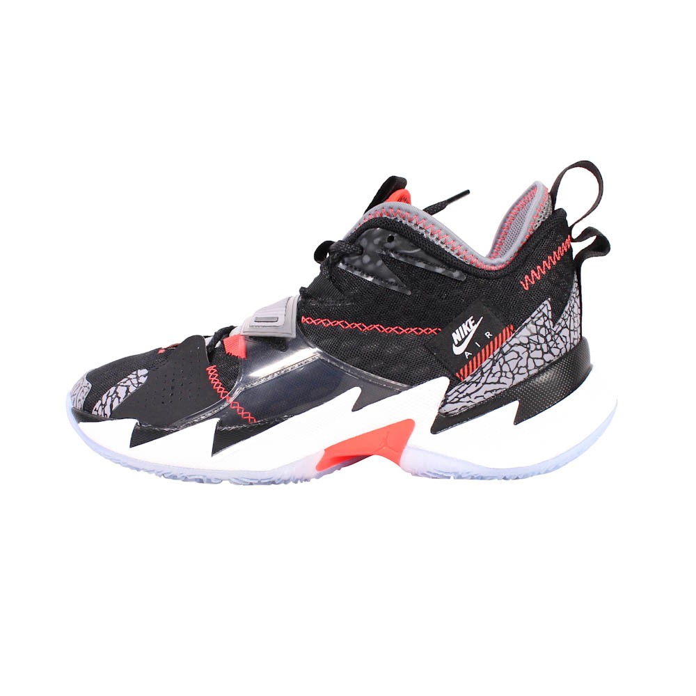 品牌: NIKE 型號: CD3002006品名: NIKE 男籃球鞋 JORDAN WHY NOT ZER0.3 PF - CD3002006特點: 籃球鞋 透氣 舒適 輕巧規格：一雙產地：中國退換