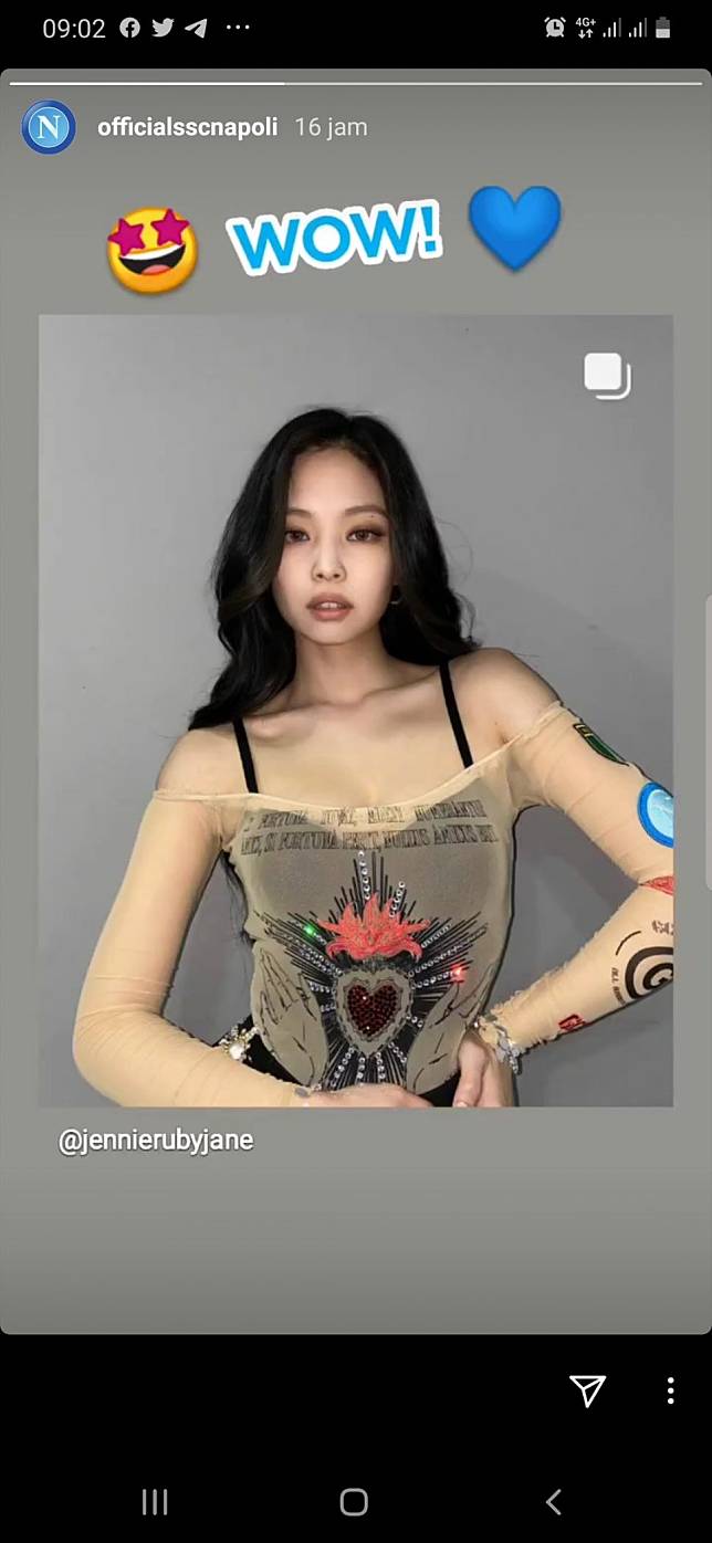 Bikin Napoli Heboh Ini 5 Potret Cantik Dan Body Goals Jennie Blackpink