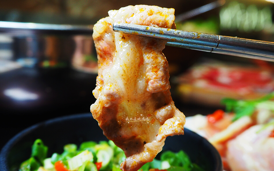 板橋環球美食,中和環球 火鍋,中和環球影城,環球親子友善 吃到飽,中和親子友善 吃到飽,板橋親子友善 吃到飽,單身火鍋,中和單身火鍋,板橋單身火鍋