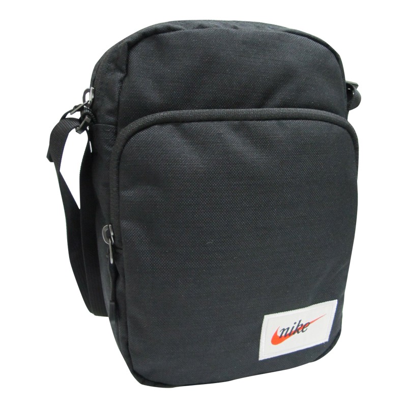 NIKE 側背包 HERITAGE SMIT 阿甘LOGO 小包 斜背包 BA5809 得意時袋