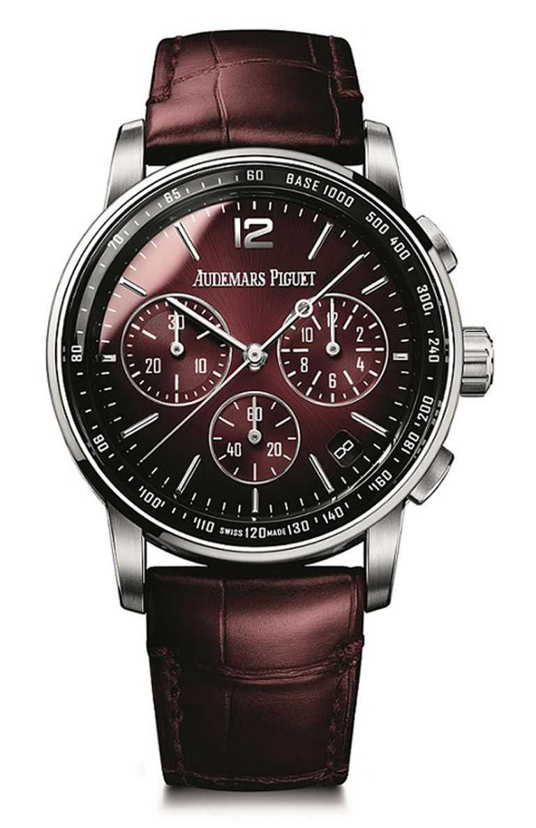 AP「Code 11.59系列」深邃酒紅自動上鍊計時碼錶╱1,382,000元。（圖╱AudemarsPiguet提供）