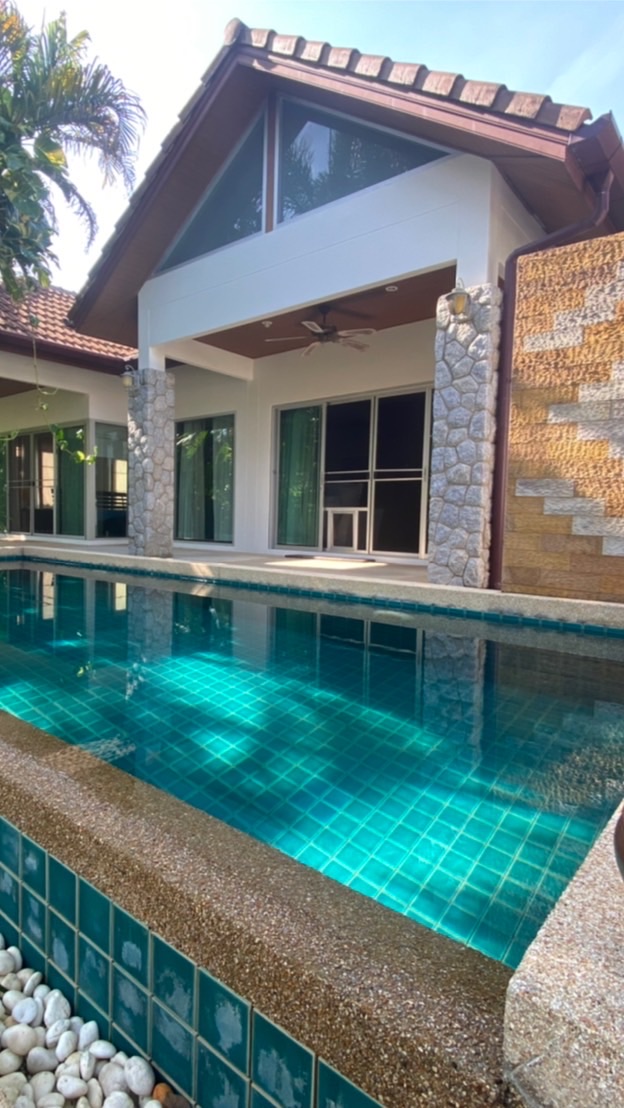 Property in Phuket (อสังหาริมทรัพย์ในภูเก็ต)
