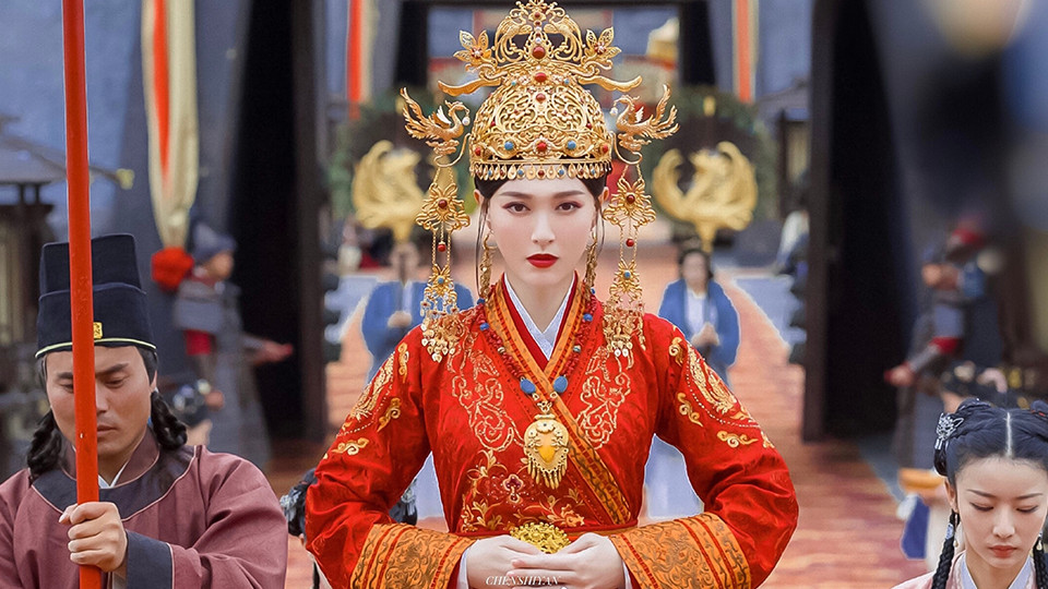 古裝劇「美絕人寰的皇后造型」1：唐嫣 飾演《燕雲台》蕭燕燕